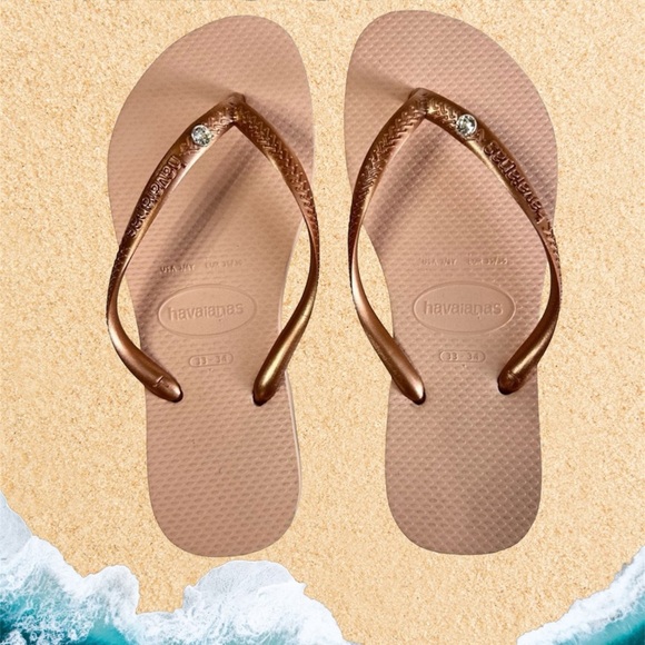 💎 Sparkle and Shine with Havaianas Flip Flops! 💎 - Picture 2 of 6